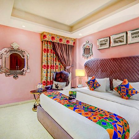 Fabhotel Cotts Villa Vasant Kunj New Delhi Bagian luar foto