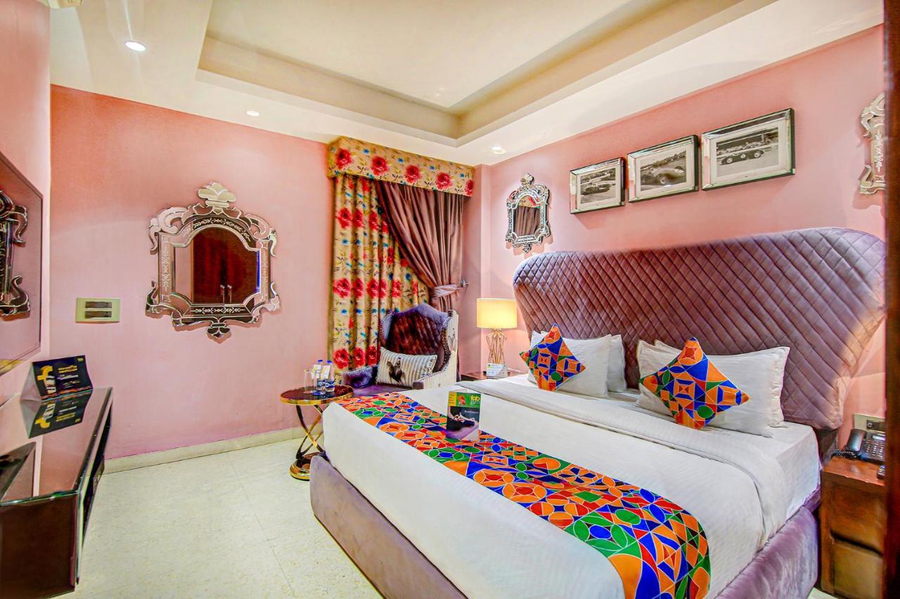 Fabhotel Cotts Villa Vasant Kunj New Delhi Bagian luar foto