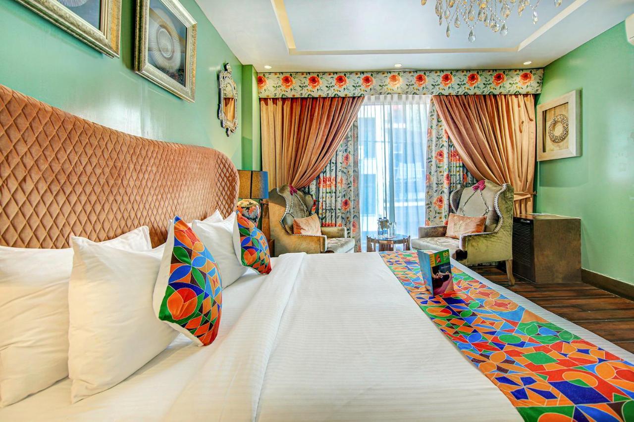 Fabhotel Cotts Villa Vasant Kunj New Delhi Bagian luar foto