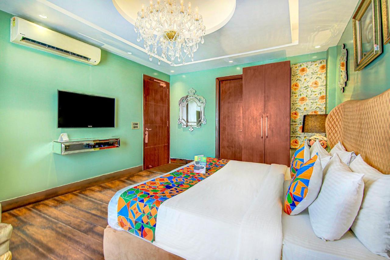 Fabhotel Cotts Villa Vasant Kunj New Delhi Bagian luar foto