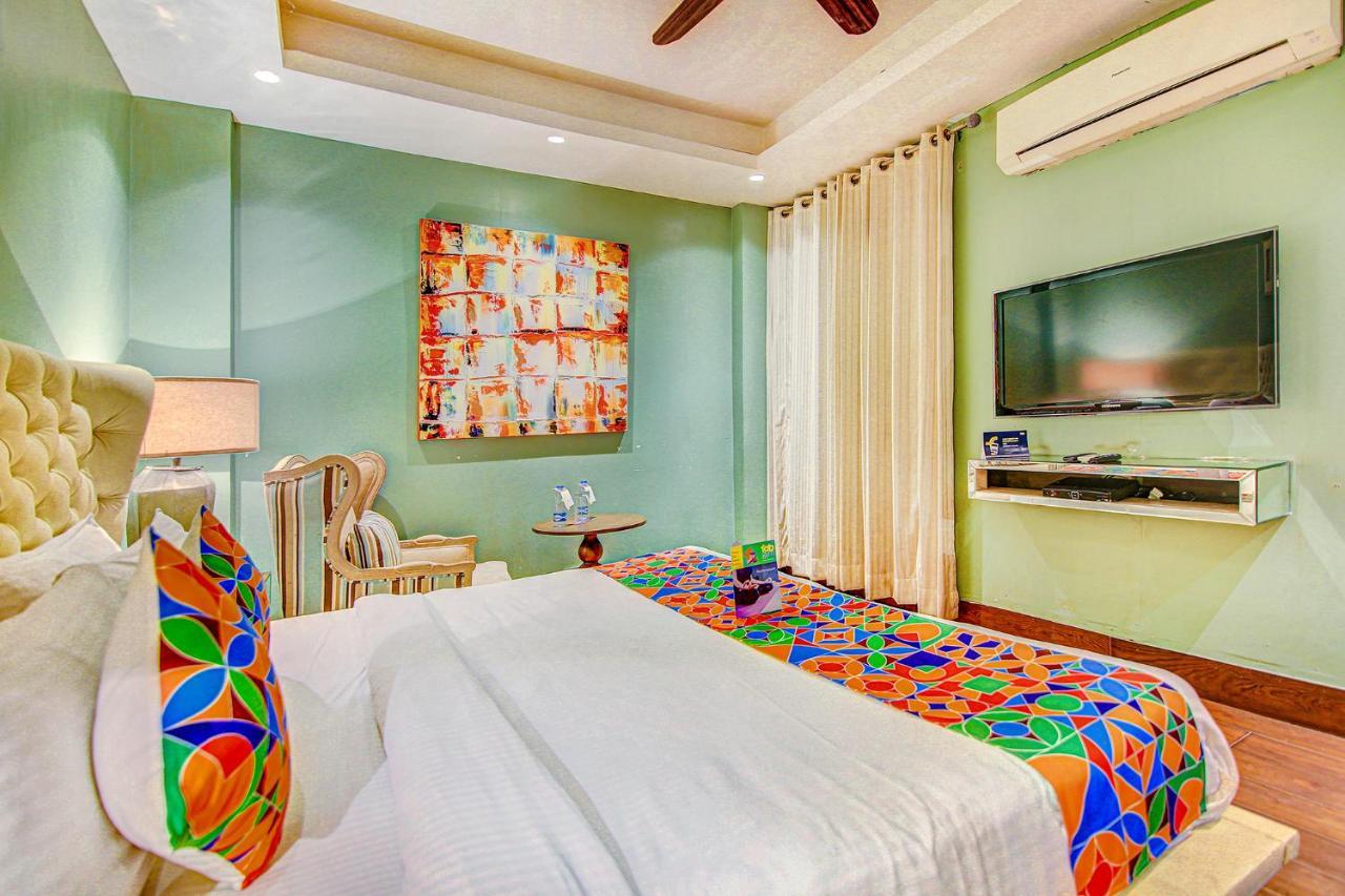 Fabhotel Cotts Villa Vasant Kunj New Delhi Bagian luar foto