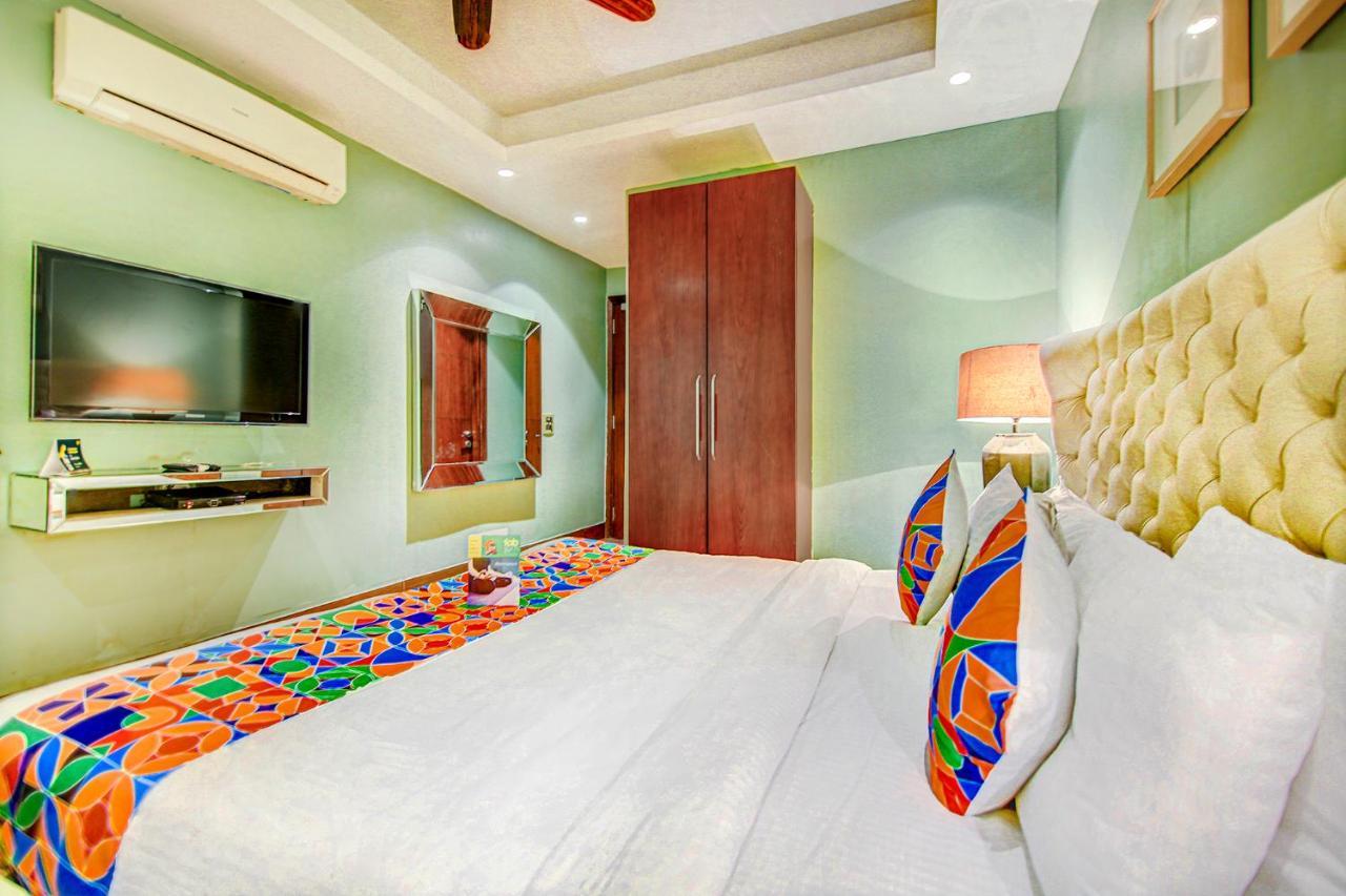 Fabhotel Cotts Villa Vasant Kunj New Delhi Bagian luar foto